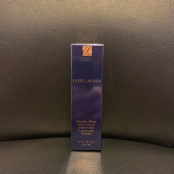 Estee Lauder Cushion Stick Light-Medium 01 Bronze - Picture 4 of 6